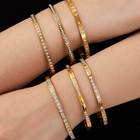Wholesale Geometric Zircon Stainless Steel 18K Goldplated Women's Bracelet Set