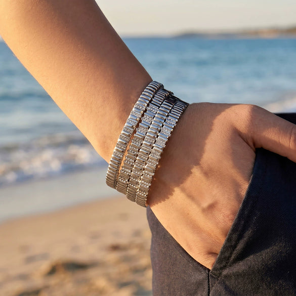 Wholesale Geometric Zirconencrusted Stainless Steel 18K Goldplated Women's Bracelet