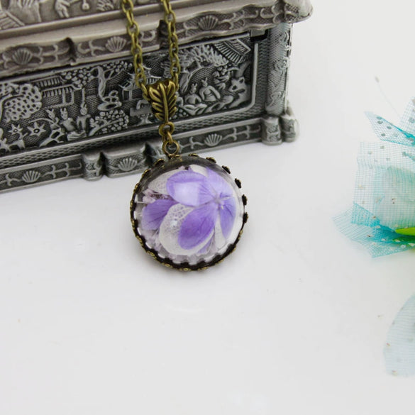 Wholesale Glass And Colored Glaze Geometric Dried Flower Necklace With Encryption Chain