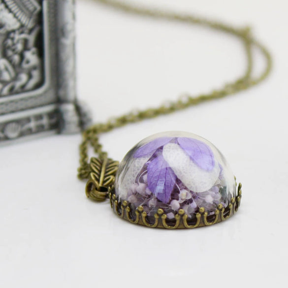 Wholesale Glass And Colored Glaze Geometric Dried Flower Necklace With Encryption Chain