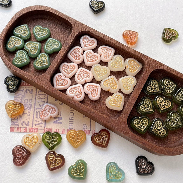 Wholesale Glass Glazed Handpainted Heart Beads For Diy Bracelet Necklace Accessories Environmentally Friendly Love Pattern