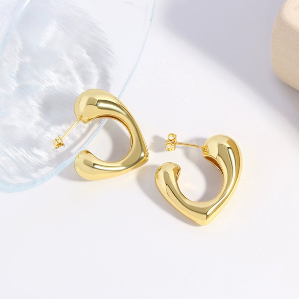 Wholesale Glossy Love Earrings Copper Heart Shape Electroplating For Women