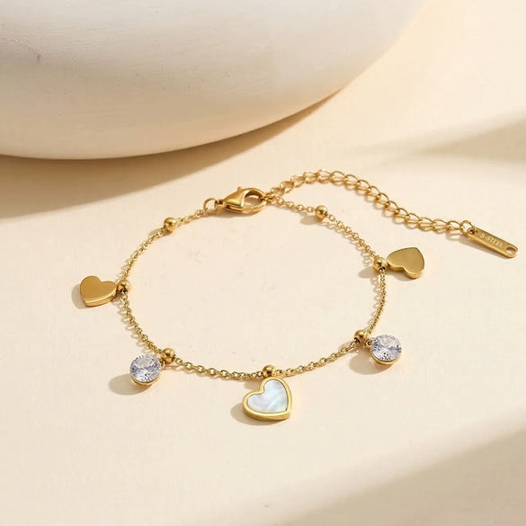 Wholesale Glowing Electroplated Geometric Stainless Steel Women's Heart Bracelet