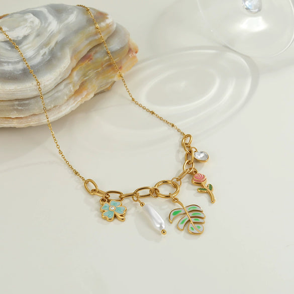 Wholesale Gold Electroplated Stainless Steel Geometric Pendant Necklace For Women