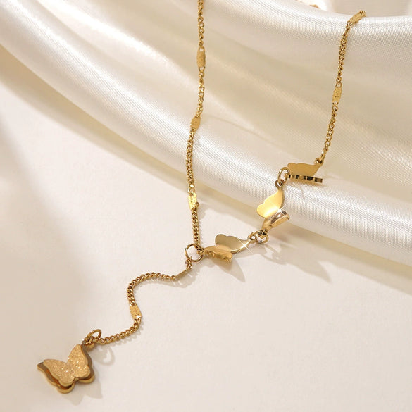 Wholesale Gold Plated Stainless Steel And Titanium Steel Butterfly And Bow Tie Necklace Jewelry For Women Light Luxury Style