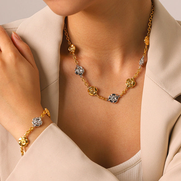 Wholesale Gold Plated Stainless Steel Flower Bracelet And Necklace For Women In Ins Style