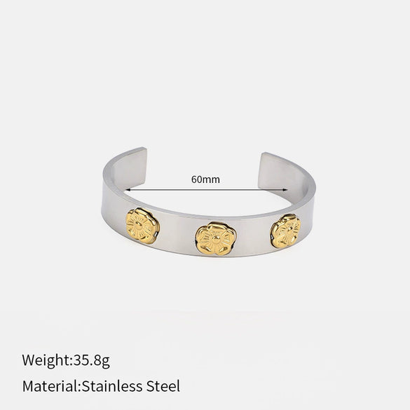 Wholesale Gold Plated Stainless Steel Flower Open Bracelet With Minimalist Design