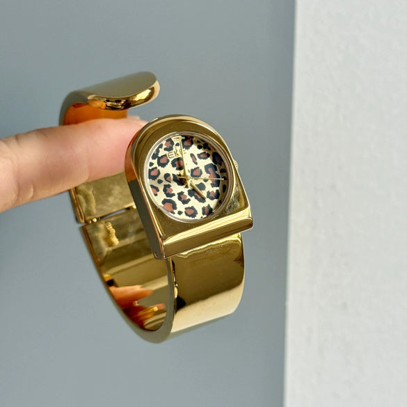 Wholesale Goldcolored Bell Clock Braceletstyle Alloy Watch With Round Dial For Women
