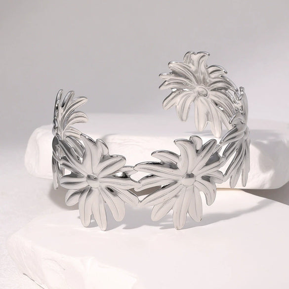 Wholesale Goldplated Stainless Steel Daisy Design Bracelet For Women