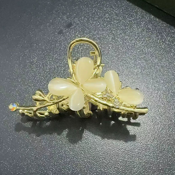 Wholesale Hair Accessories Zinc Alloy Elegant Half Grab Clip With Diamond Inlay For Women