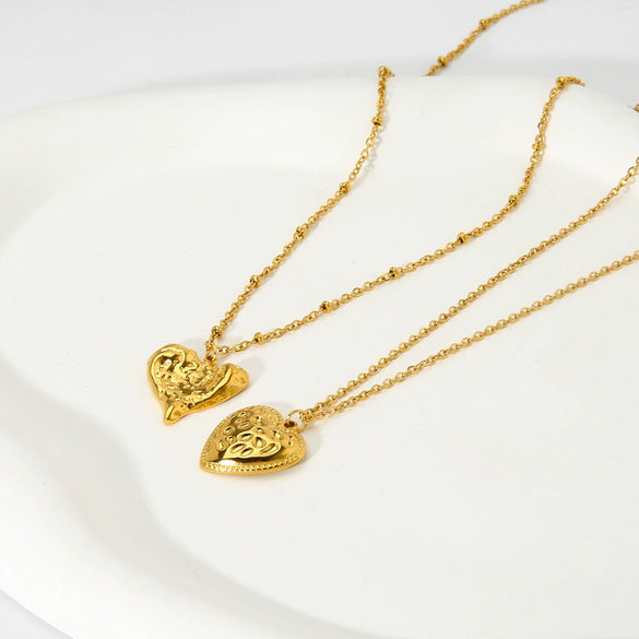 Wholesale Hammered Geometric Heart Pendant Electroplated 18K Gold Stainless Steel And Titanium Steel Necklace Unisex
