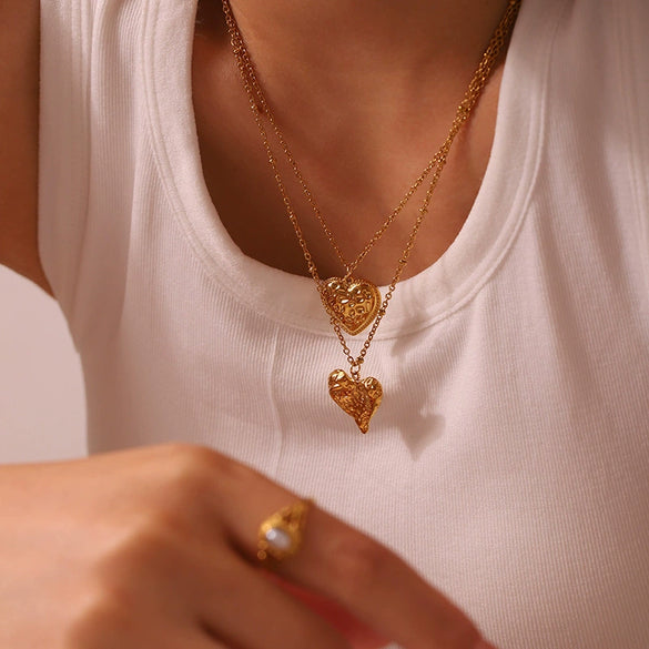 Wholesale Hammered Geometric Heart Pendant Electroplated 18K Gold Stainless Steel And Titanium Steel Necklace Unisex