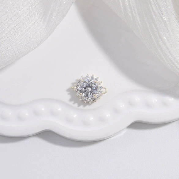 Wholesale Hand Card Connector Material S925 Sterling Silver Inlaid Zirconium Round Snowflake Design