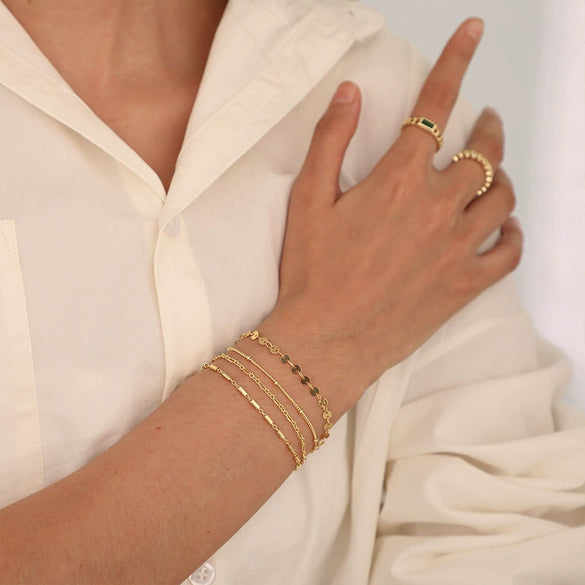 Wholesale Hand Jewelry Set Copper Electroplated Geometric Style Lip Chain Satellite Bracelet For Women