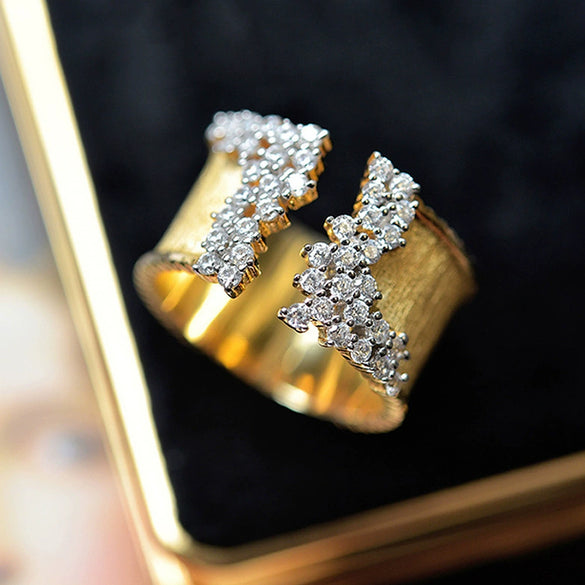 Wholesale Hand Jewelry Unisex Copper Ring With Micropaved Zircon And Geometric Design Goldplated