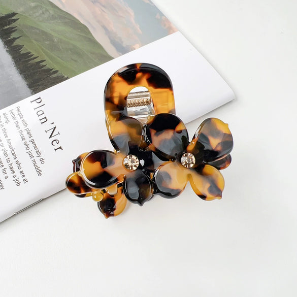 Wholesale Handmade Acetic Acid Heartshaped Flower Hairpin For Girls Small Fresh Style
