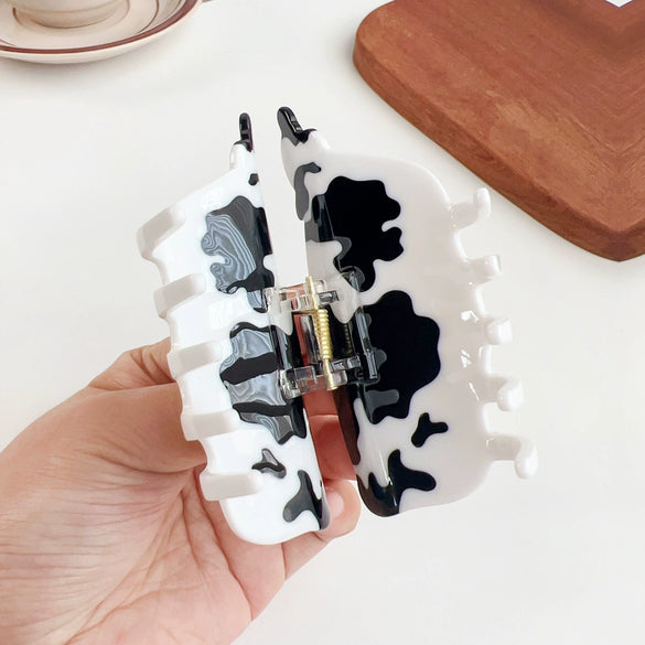 Wholesale Handmade Acetic Acid Small Animal Hair Accessories For Women