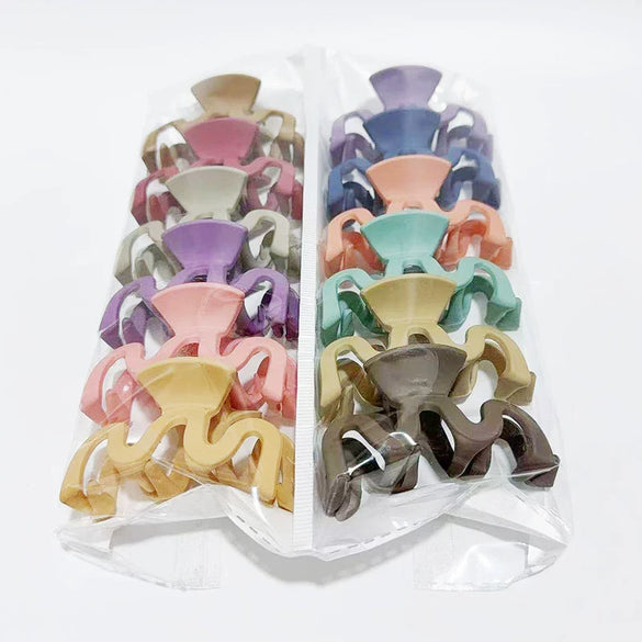 Wholesale Handmade Acrylic Hair Gratching Clip With Letters Numbers Text Style For Women