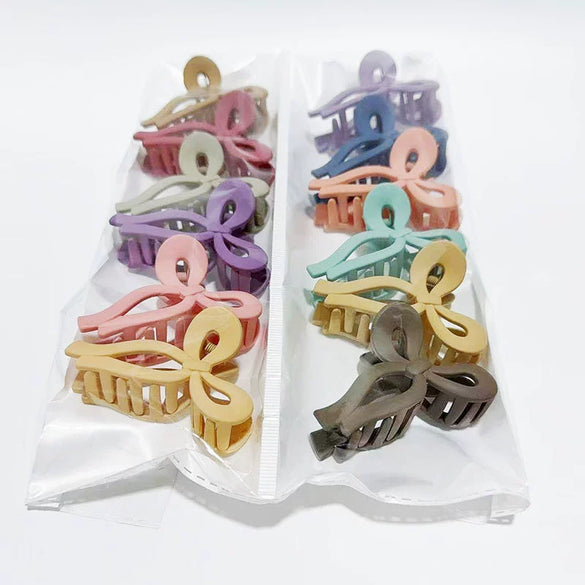 Wholesale Handmade Acrylic Hair Gratching Clip With Letters Numbers Text Style For Women