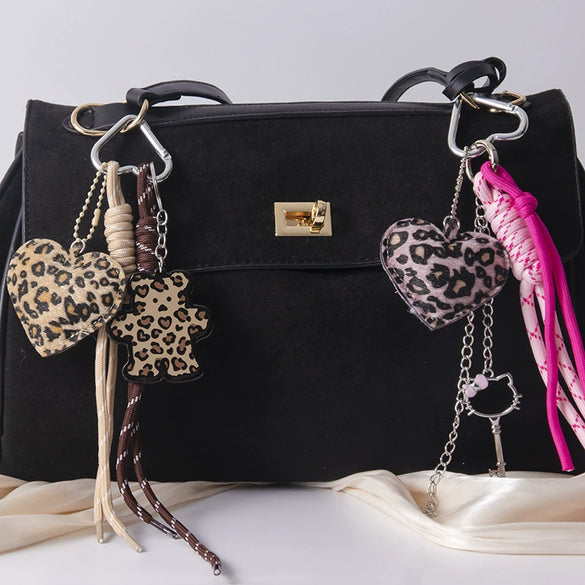 Wholesale Handmade Color Printed Pu Leopard Print Heart And Small Animal Pattern Keychain And Bag Pendant Luggage Accessories