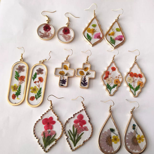 Wholesale Handmade Electroplated Alloy Dried Flower Earrings For Women