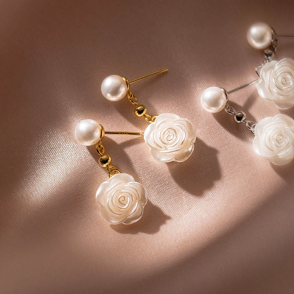 Wholesale Handmade Freshwater Pearl And S925 Silver Needle Flower Earrings For Women