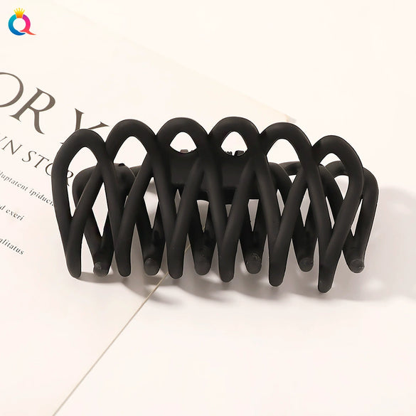 Wholesale Handmade Geometric Fence Cut Out Spray Paint Women's Gripper Large Shark Clip