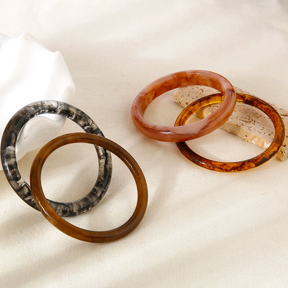 Wholesale Handmade Geometric Retro Amber Black And White Gradient Resin Bracelet And Ring Jewelry For Women