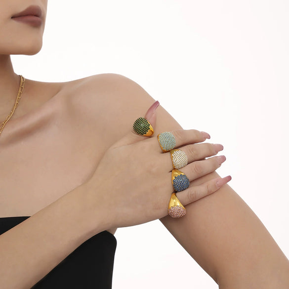 Wholesale Handmade Inlaid Titanium Steel Gypsophila Zircon Ring With Geometric Pattern And 18K Gold Plated Electroplating For Women Light Luxury Style