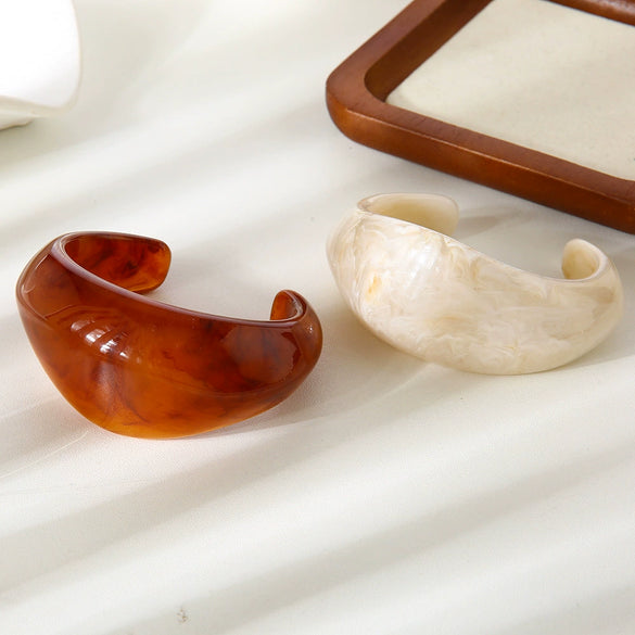 Wholesale Handmade Resin Open Bracelet For Women