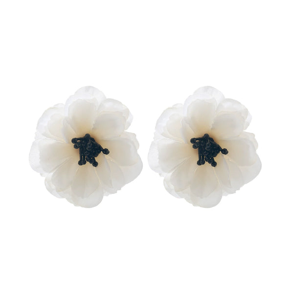 Wholesale Handmade Zinc Alloy Flower Earrings Light Luxury Style Hand Knitted