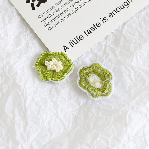 Wholesale Handwoven Sweet Style Rice Beads Floret Jewelry Hair Card Earrings Decoration Accessories Material