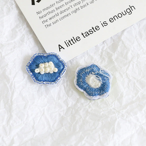 Wholesale Handwoven Sweet Style Rice Beads Floret Jewelry Hair Card Earrings Decoration Accessories Material