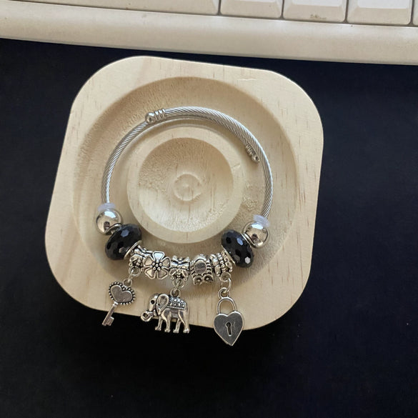 Wholesale Heart Elephant Stainless Steel Electroplated Bracelet