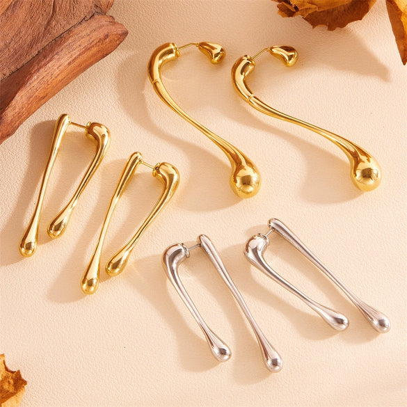 Wholesale Heart Pattern Stainless Steel And Titanium Steel Long Drop Earrings 18K Gold Plated For Women