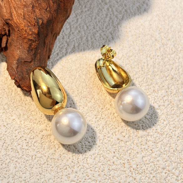 Wholesale Heart Shape Geometric Stainless Steel Electroplated Pearl Earrings For Women