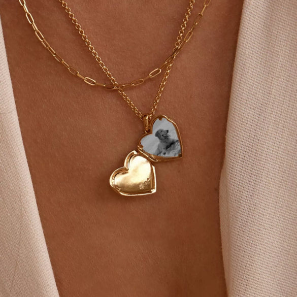Wholesale Heart Shape Openable Photo Album Necklace With Zircon Copper And Titanium Steel Real Gold Plated O Word Chain