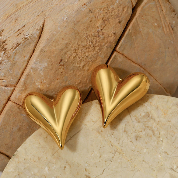 Wholesale Heart Shaped Hollow Stainless Steel Earrings With Electroplating Treatment Fashionable And Exquisite For Women