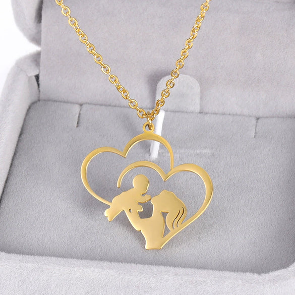 Wholesale Heart Shaped Hollow Stainless Steel Necklace With Heart Shaped Pendant For Mother And Kids Electroplated