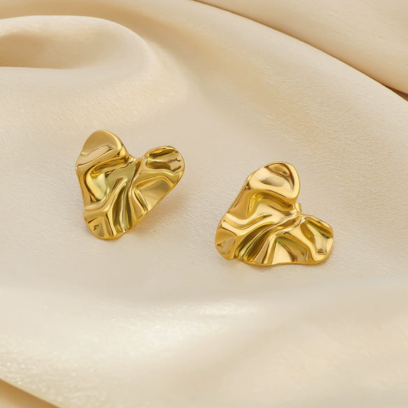 Wholesale Heart Shaped Stud Earrings For Women Glossy Pleated Stainless Steel 18K Gold Plated