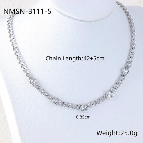 Wholesale Heartshaped Geometric Stainless Steel Fashion Simple Clavicle Necklace For Women With Electroplating
