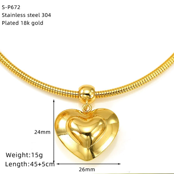 Wholesale Heartshaped Hollow Goldplated Titanium Steel Pendant Necklace For Women
