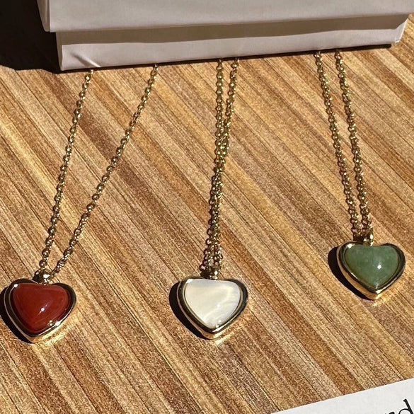 Wholesale Heartshaped Red Agate Pendant Necklace And Earrings In Titanium Steel Electroplated 18K Gold