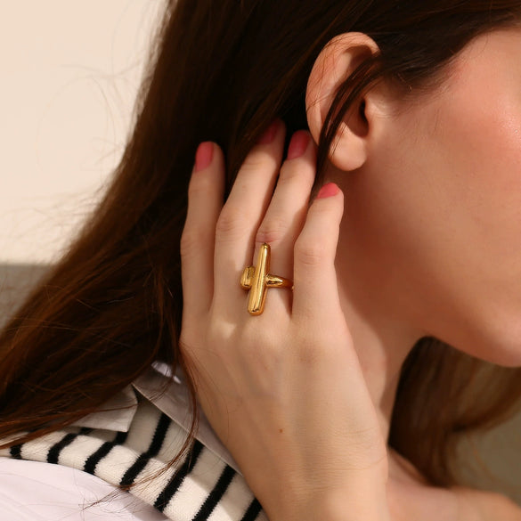 Wholesale High End Creative Women's Jewelry Stainless Steel 18K Gold Plated Geometric Round Stick Opening Ring