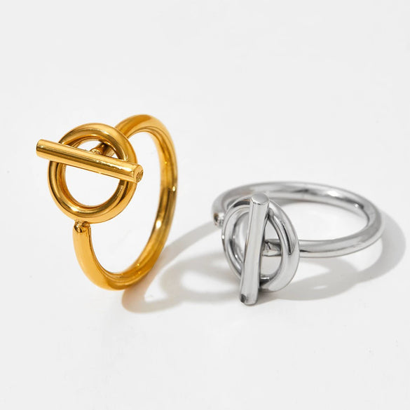 Wholesale High End Simple Fashion Geometric T Shaped Ring In Stainless Steel With Real Gold Electroplating For Women