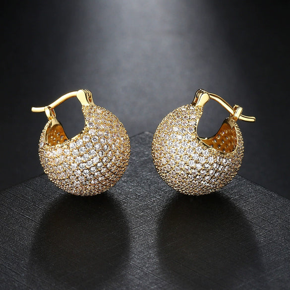 Wholesale High Grade Micro Inlaid Zirconium Ball Copper Ear Buckle Light Luxury Exquisite Ear Stud With Gold Plated Electroplating In Geometric Style For Women