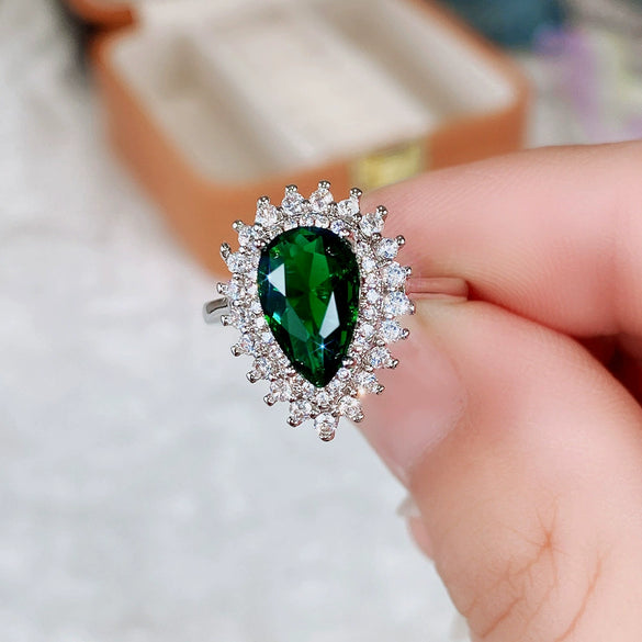 Wholesale Highend Dropshaped Copper Ring For Women With Zirconia And Geometric Design
