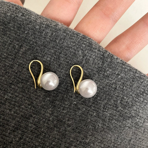 Wholesale Highend Feel Geometric Pearl Zircon Earrings With Electroplating