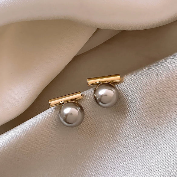 Wholesale Highend Feel Geometric Pearl Zircon Earrings With Electroplating