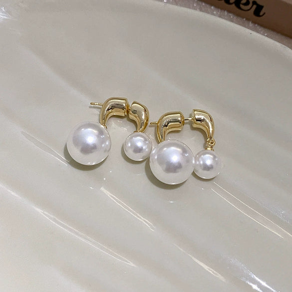 Wholesale Highend Feel Geometric Pearl Zircon Earrings With Electroplating